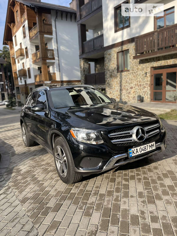 Позашляховик / Кросовер Mercedes-Benz GLC-Class 2015 в Києві