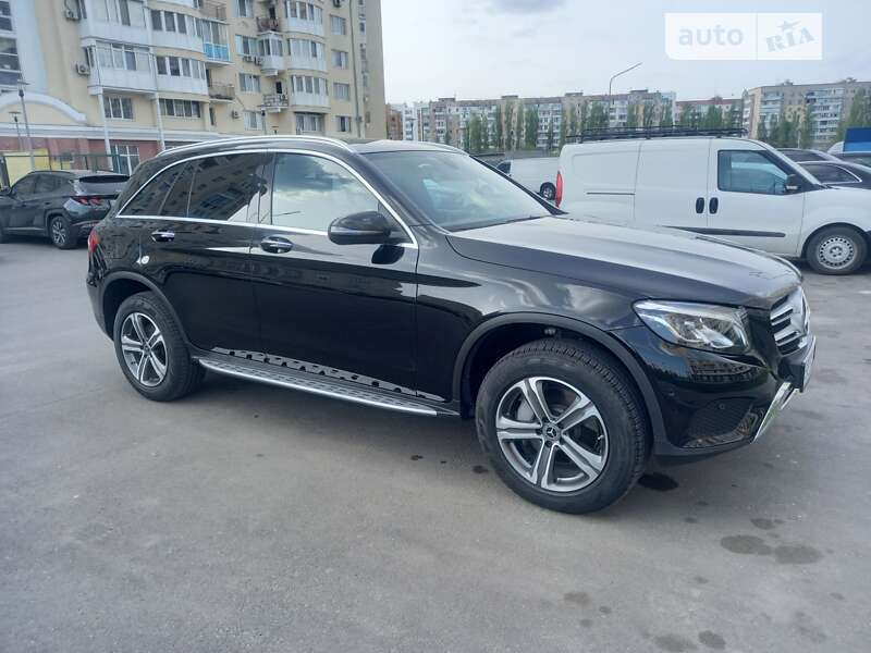 Внедорожник / Кроссовер Mercedes-Benz GLC-Class 2017 в Николаеве