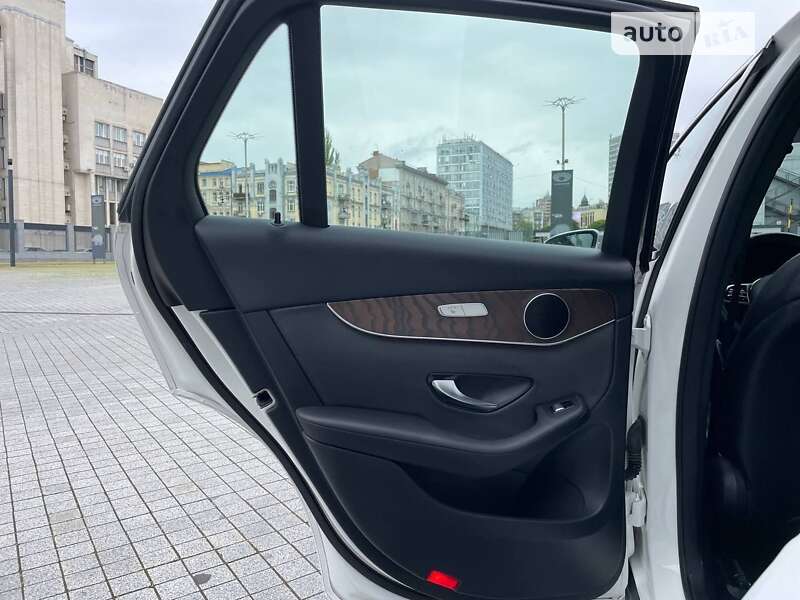 Позашляховик / Кросовер Mercedes-Benz GLC-Class 2019 в Києві