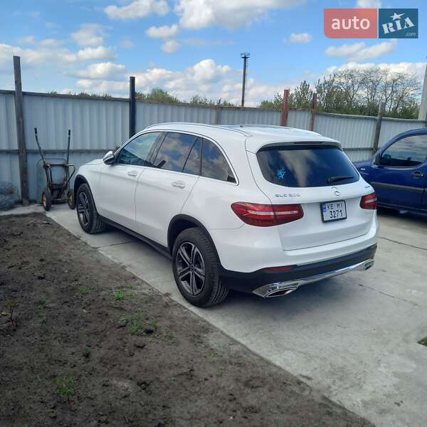 Внедорожник / Кроссовер Mercedes-Benz GLC-Class 2019 в Днепре фото 3 Внедорожник / Кроссовер Mercedes-Benz GLC-Class 2019 в Днепре