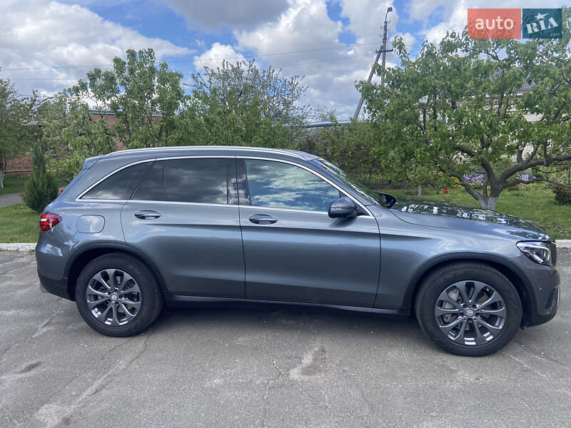 Позашляховик / Кросовер Mercedes-Benz GLC-Class 2019 в Києві
