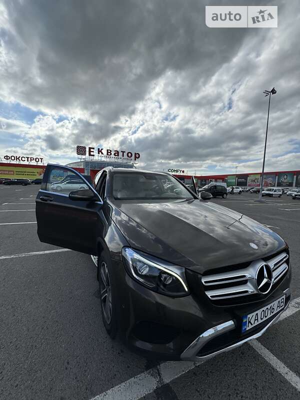 Внедорожник / Кроссовер Mercedes-Benz GLC-Class 2017 в Ровно