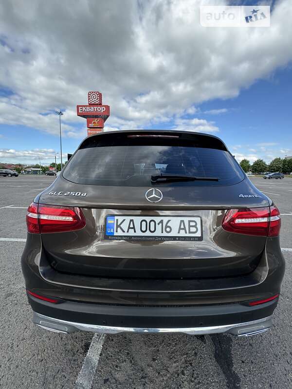 Внедорожник / Кроссовер Mercedes-Benz GLC-Class 2017 в Ровно