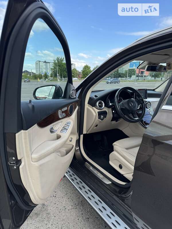 Внедорожник / Кроссовер Mercedes-Benz GLC-Class 2017 в Ровно