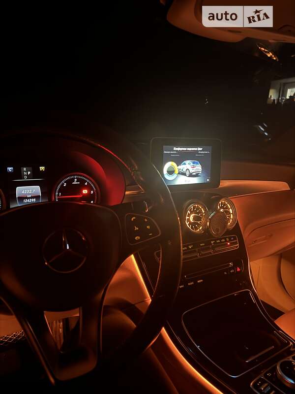 Внедорожник / Кроссовер Mercedes-Benz GLC-Class 2017 в Ровно