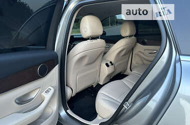 Внедорожник / Кроссовер Mercedes-Benz GLC-Class 2021 в 