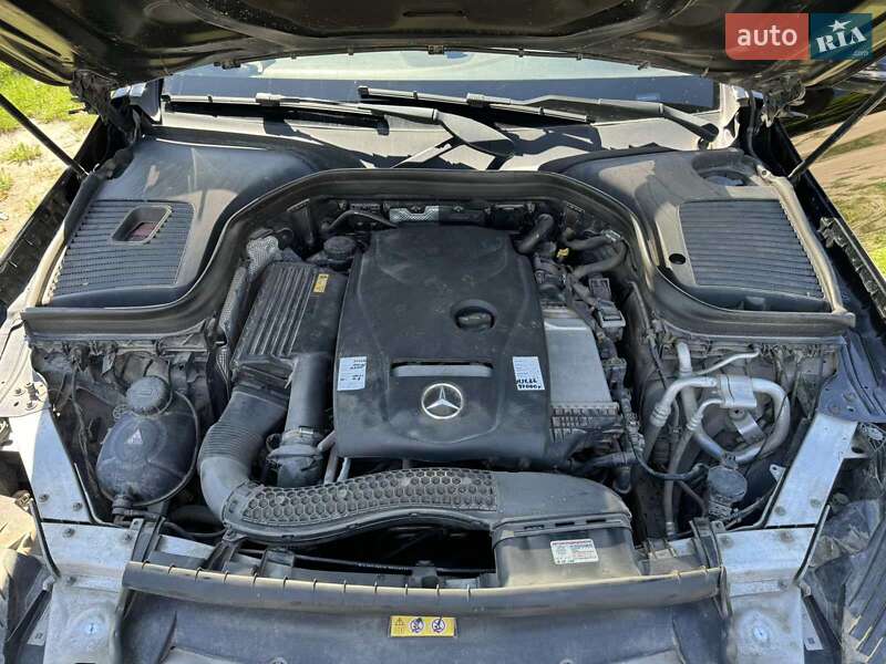 Внедорожник / Кроссовер Mercedes-Benz GLC-Class 2016 в Золочеве