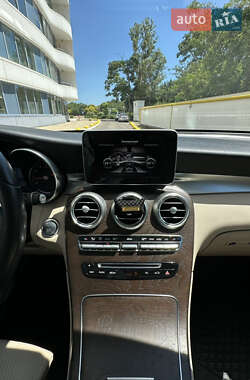 Внедорожник / Кроссовер Mercedes-Benz GLC-Class 2017 в 
