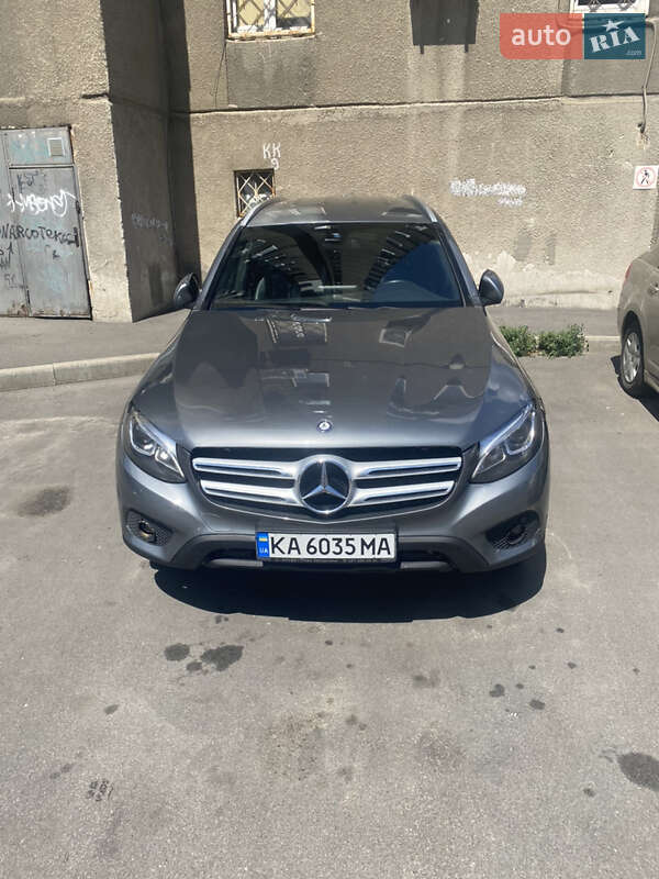 Mercedes-Benz GLC-Class 2016