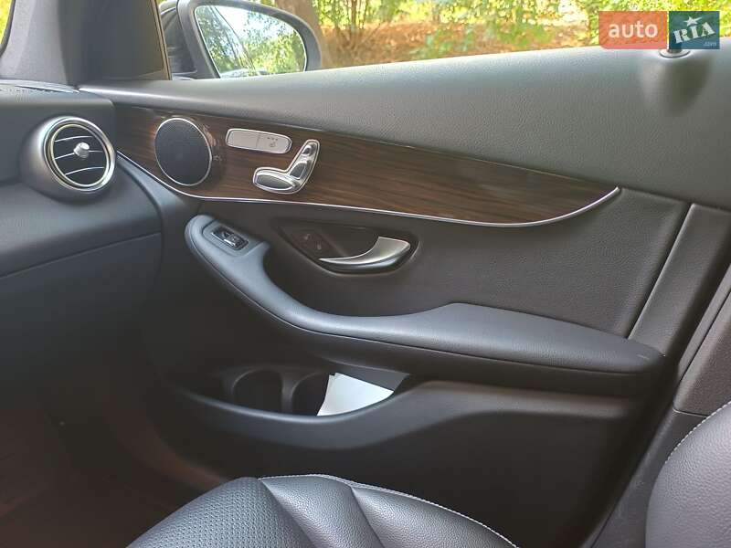 Позашляховик / Кросовер Mercedes-Benz GLC-Class 2018 в Черкасах