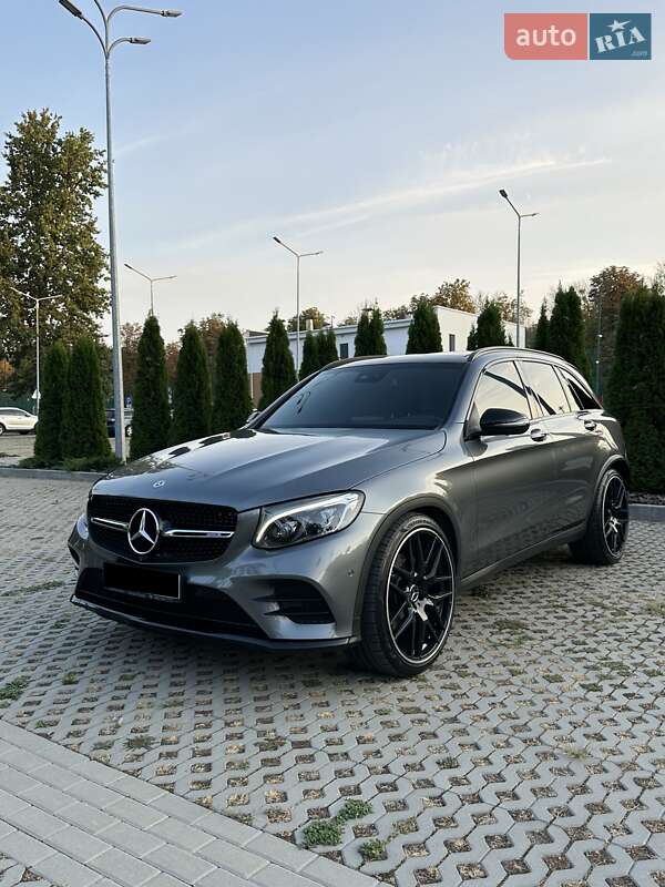 Внедорожник / Кроссовер Mercedes-Benz GLC-Class 2017 в Киеве