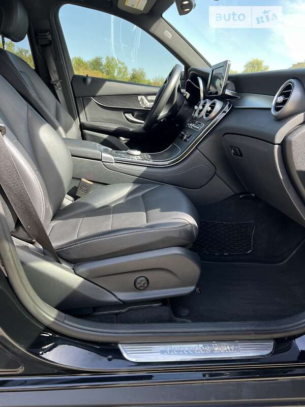 Внедорожник / Кроссовер Mercedes-Benz GLC-Class 2017 в Ивано-Франковске