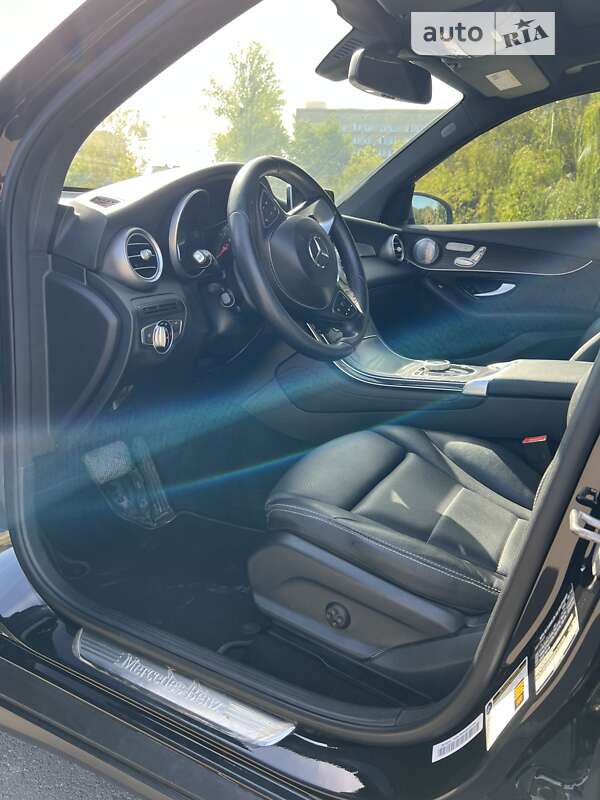 Внедорожник / Кроссовер Mercedes-Benz GLC-Class 2017 в Ивано-Франковске