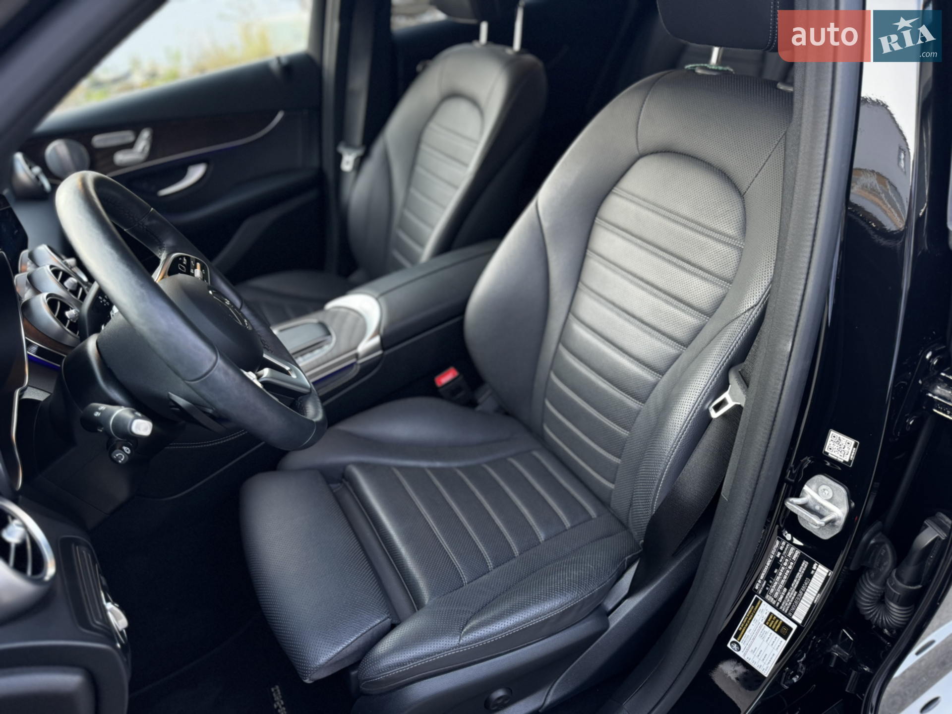 2020 Mercedes-Benz GLC - мініатюра 16
