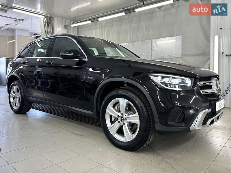 Внедорожник / Кроссовер Mercedes-Benz GLC-Class 2020 в Киеве
