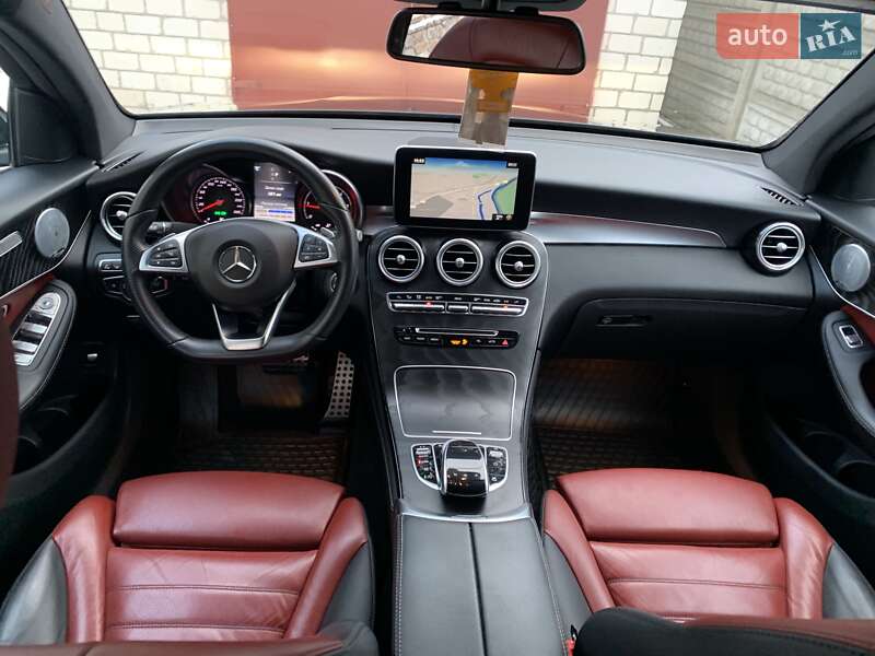 Внедорожник / Кроссовер Mercedes-Benz GLC-Class 2017 в Луцке