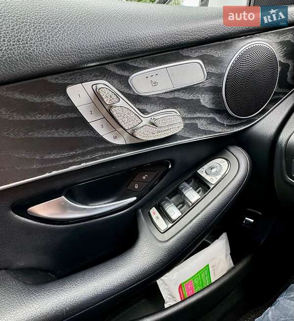 Внедорожник / Кроссовер Mercedes-Benz GLC-Class 2018 в Киеве фото 11 Внедорожник / Кроссовер Mercedes-Benz GLC-Class 2018 в Киеве
