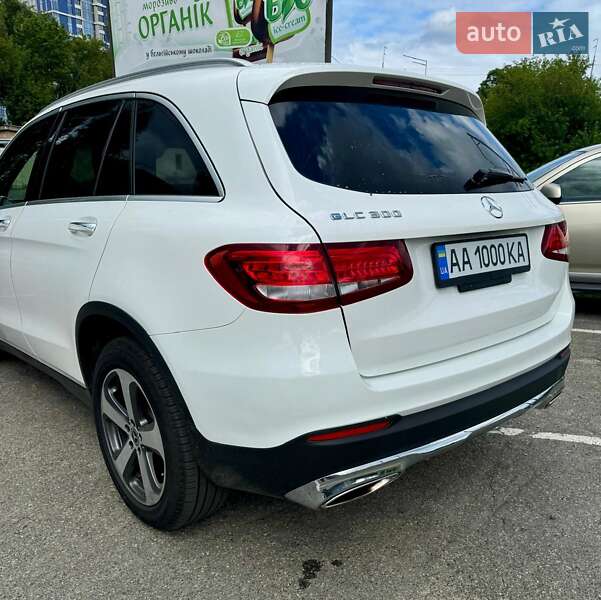 Внедорожник / Кроссовер Mercedes-Benz GLC-Class 2018 в Киеве фото 16 Внедорожник / Кроссовер Mercedes-Benz GLC-Class 2018 в Киеве