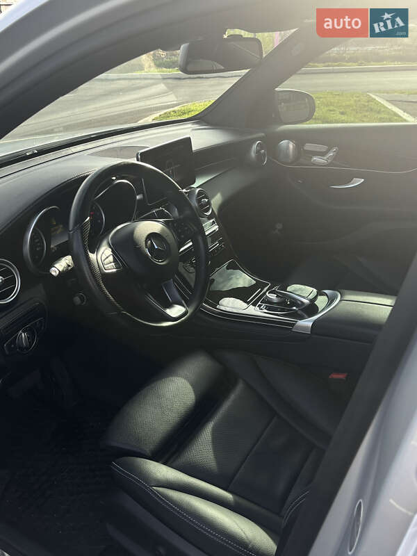 Внедорожник / Кроссовер Mercedes-Benz GLC-Class 2017 в Днепре