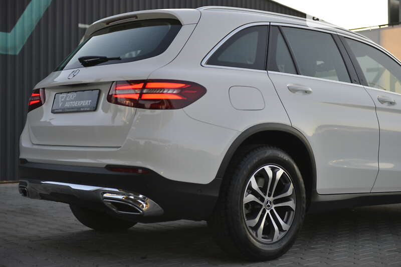 Внедорожник / Кроссовер Mercedes-Benz GLC-Class 2017 в Мукачево фото 15 Внедорожник / Кроссовер Mercedes-Benz GLC-Class 2017 в Мукачево