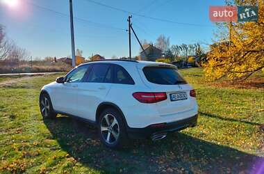 Внедорожник / Кроссовер Mercedes-Benz GLC-Class 2017 в 