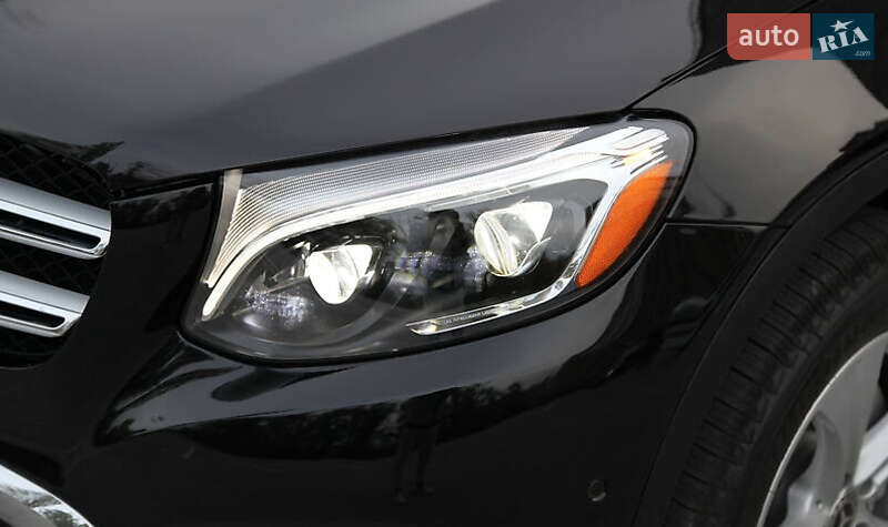 Внедорожник / Кроссовер Mercedes-Benz GLC-Class 2017 в Киеве