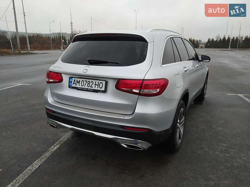 Внедорожник / Кроссовер Mercedes-Benz GLC-Class 2015 в Житомире