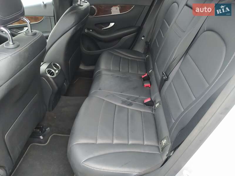 Внедорожник / Кроссовер Mercedes-Benz GLC-Class 2015 в Житомире