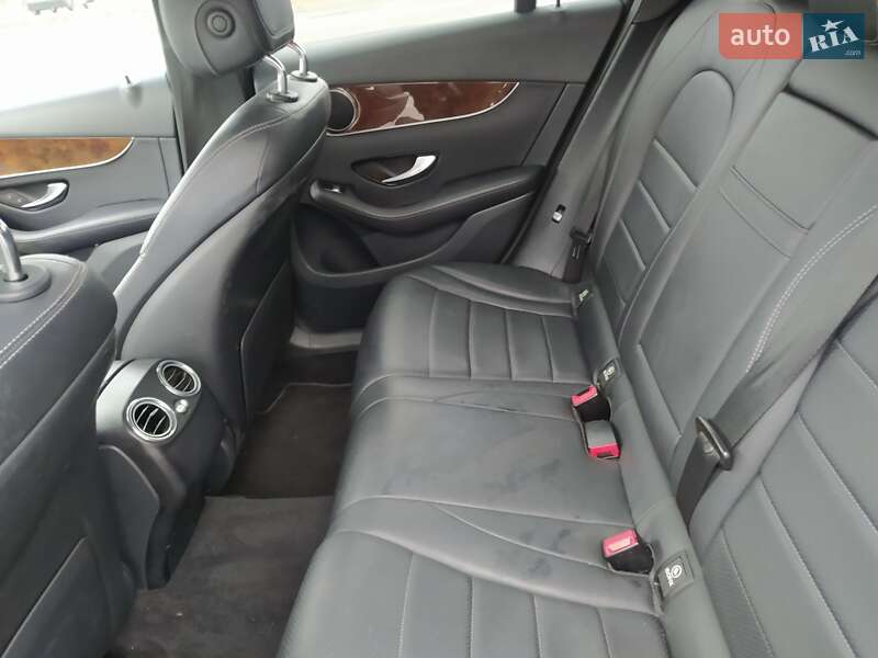 Внедорожник / Кроссовер Mercedes-Benz GLC-Class 2015 в Житомире