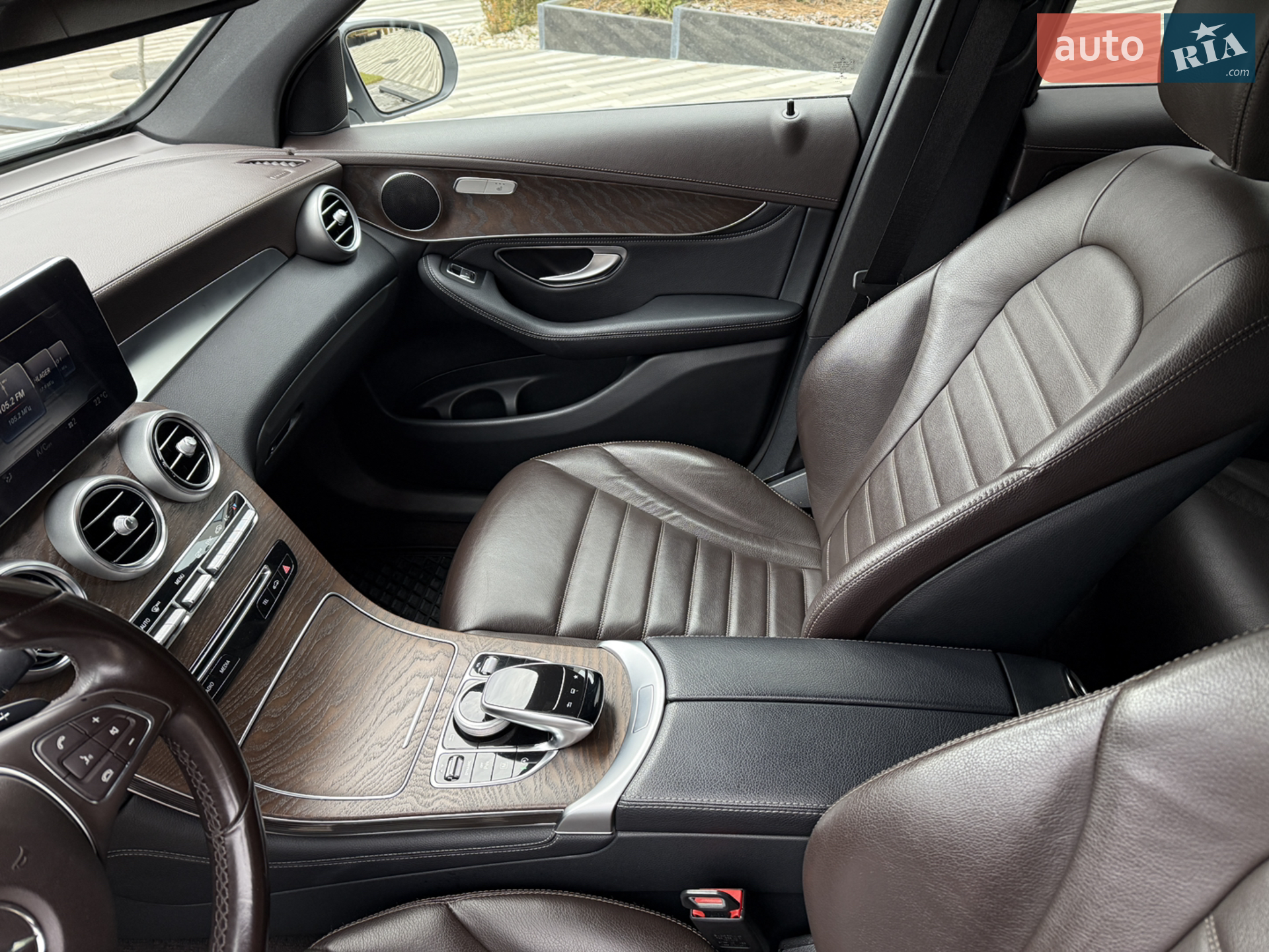 2015 Mercedes-Benz GLC - мініатюра 16