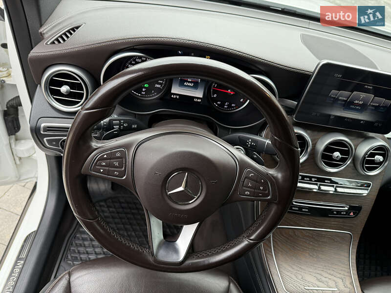 Внедорожник / Кроссовер Mercedes-Benz GLC-Class 2015 в Ужгороде
