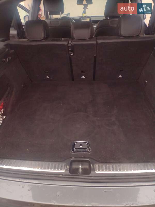 Внедорожник / Кроссовер Mercedes-Benz GLC-Class 2017 в Киеве