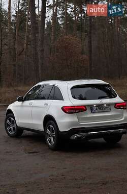 Внедорожник / Кроссовер Mercedes-Benz GLC-Class 2017 в 