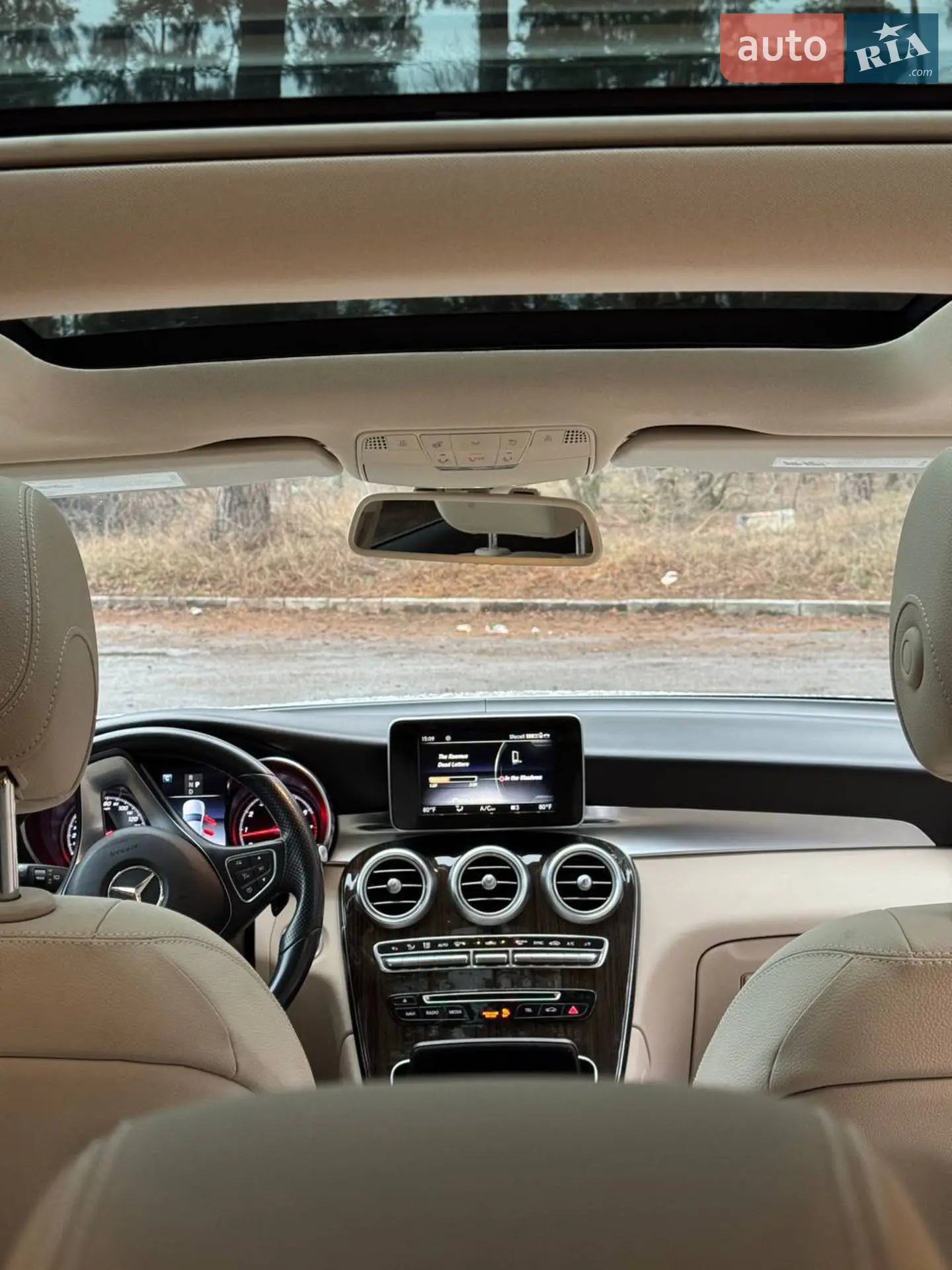 2017 Mercedes-Benz GLC - мініатюра 18