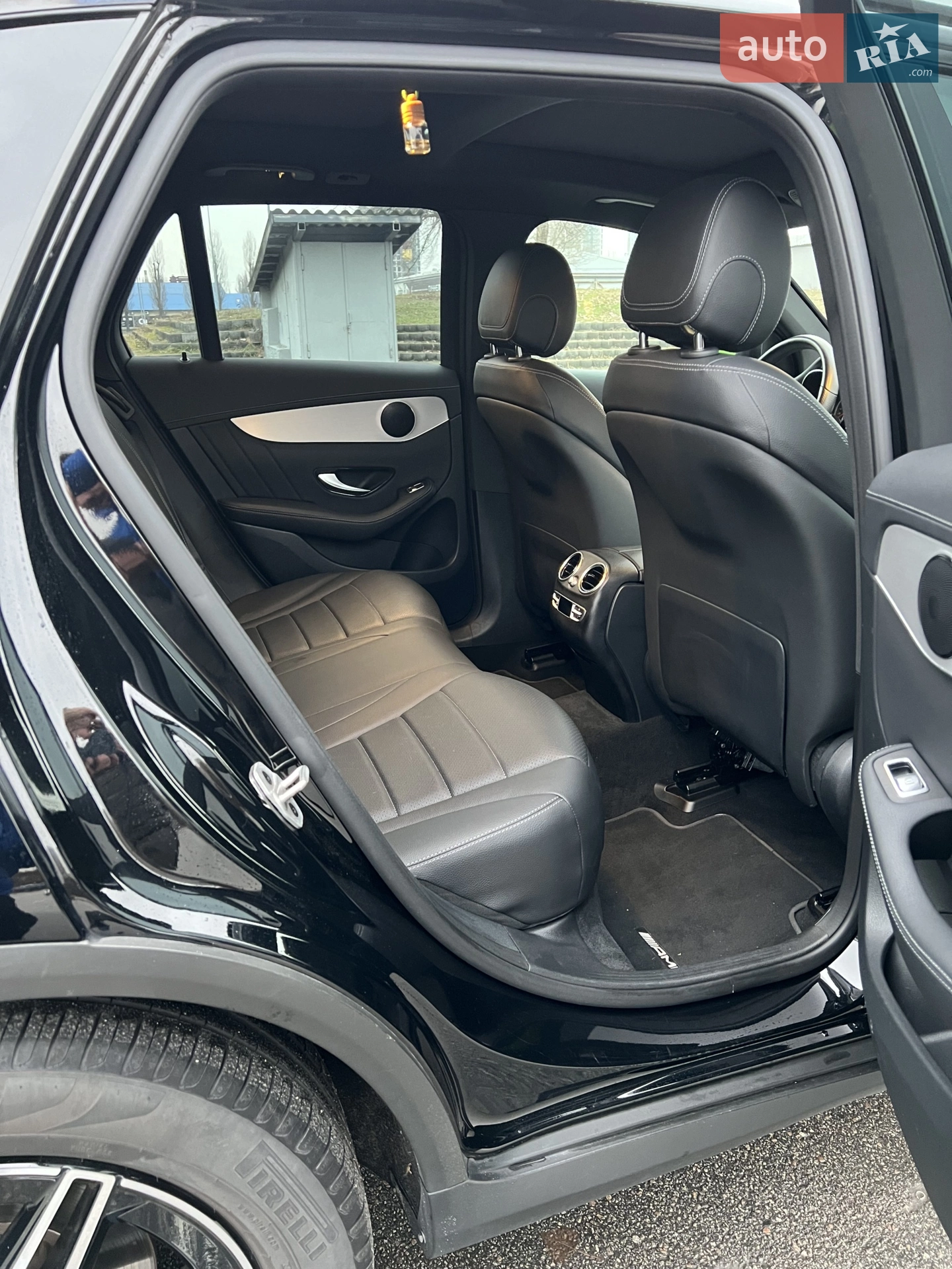 2021 Mercedes-Benz GLC - мініатюра 17
