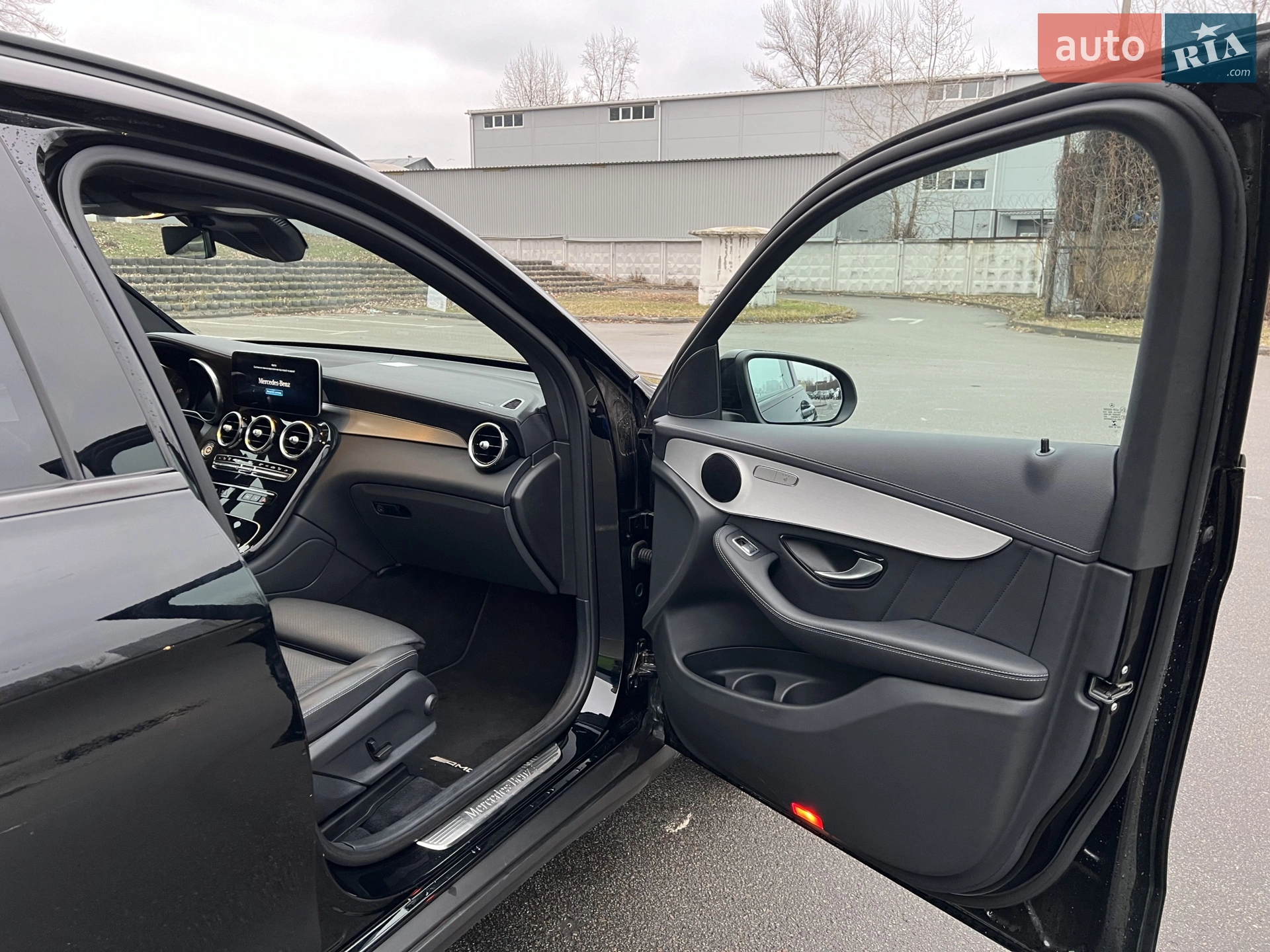 2021 Mercedes-Benz GLC - мініатюра 21