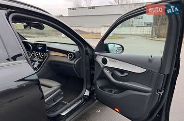 Внедорожник / Кроссовер Mercedes-Benz GLC-Class 2021 в 