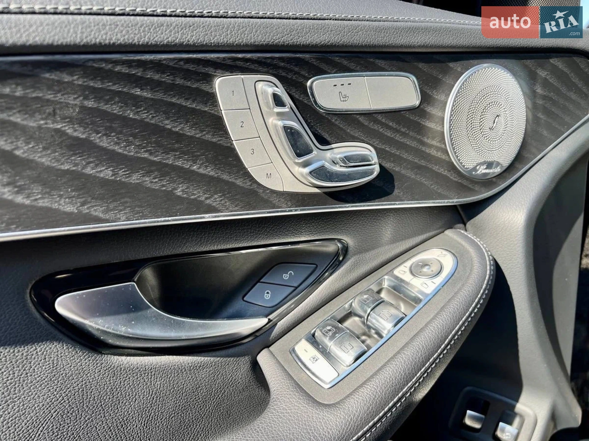 2020 Mercedes-Benz GLC - мініатюра 12