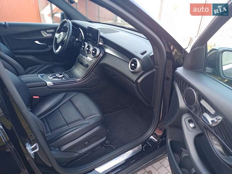 Внедорожник / Кроссовер Mercedes-Benz GLC-Class 2017 в Львове