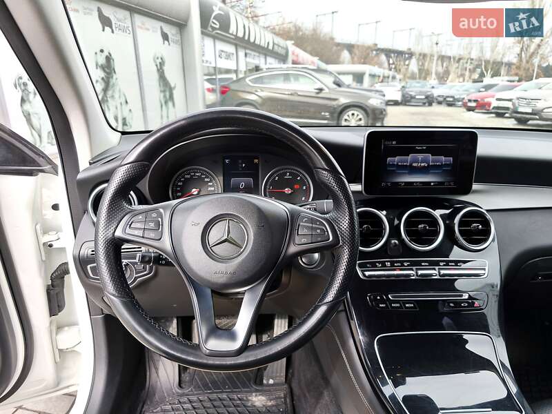 Позашляховик / Кросовер Mercedes-Benz GLC-Class 2015 в Дніпрі