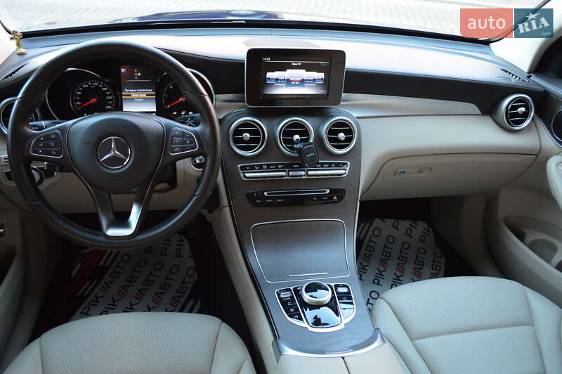 Внедорожник / Кроссовер Mercedes-Benz GLC-Class 2018 в Львове