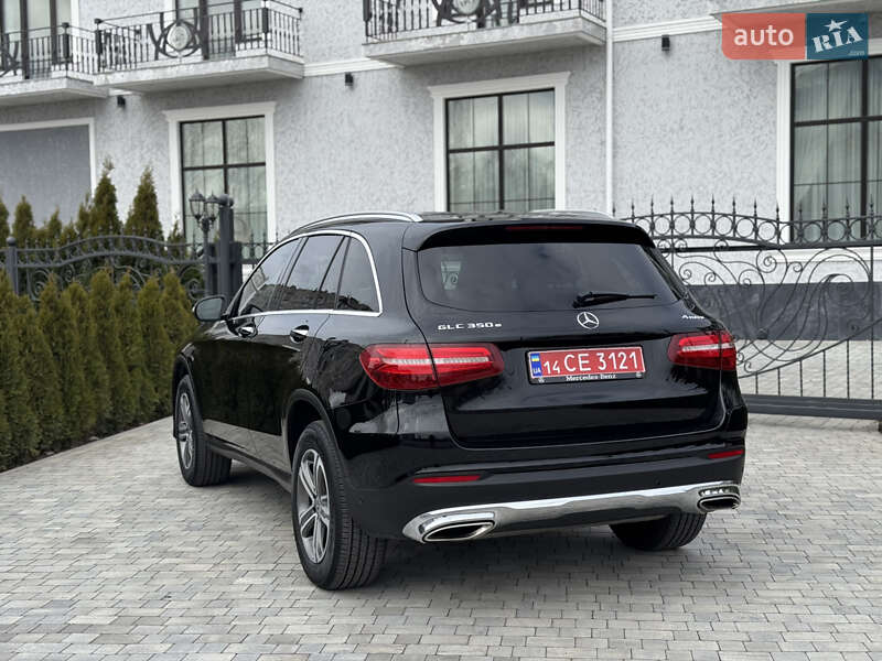 Внедорожник / Кроссовер Mercedes-Benz GLC-Class 2019 в Киеве