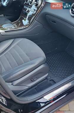 Внедорожник / Кроссовер Mercedes-Benz GLC-Class 2019 в 