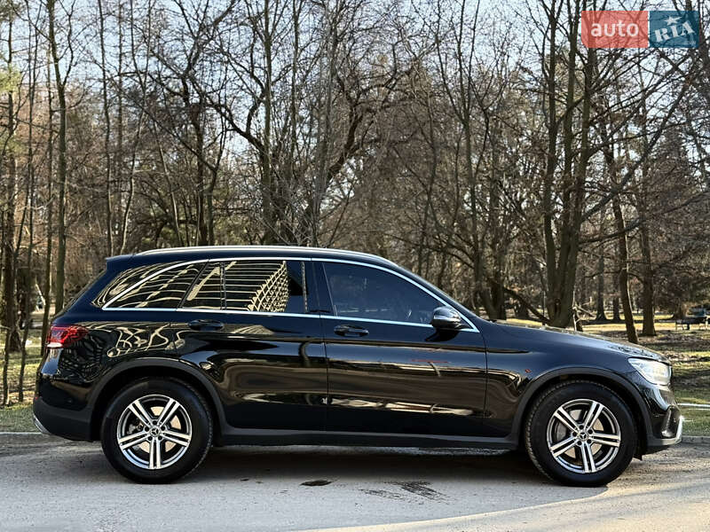 Позашляховик / Кросовер Mercedes-Benz GLC-Class 2020 в Львові