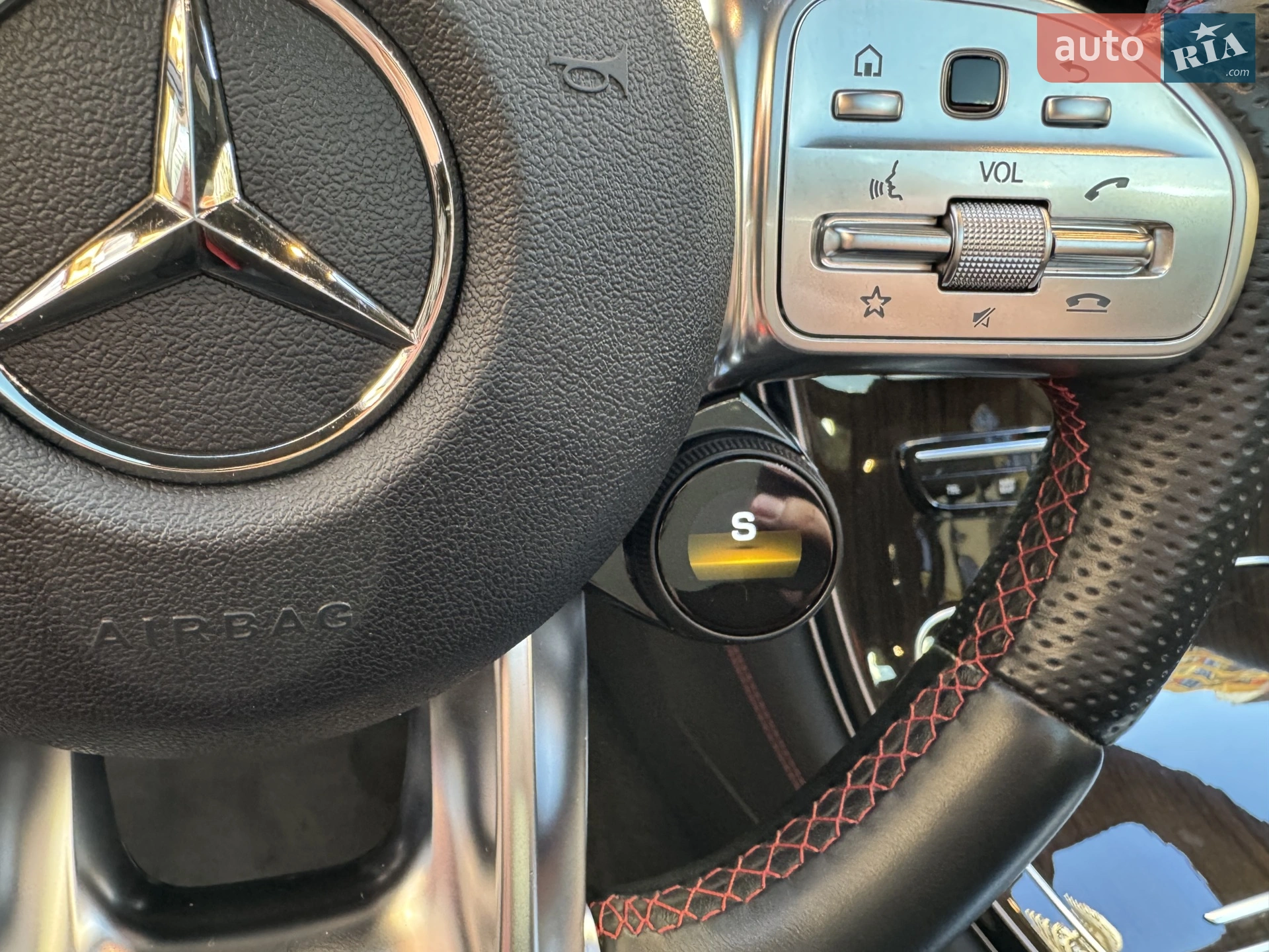 2020 Mercedes-Benz GLC - мініатюра 44