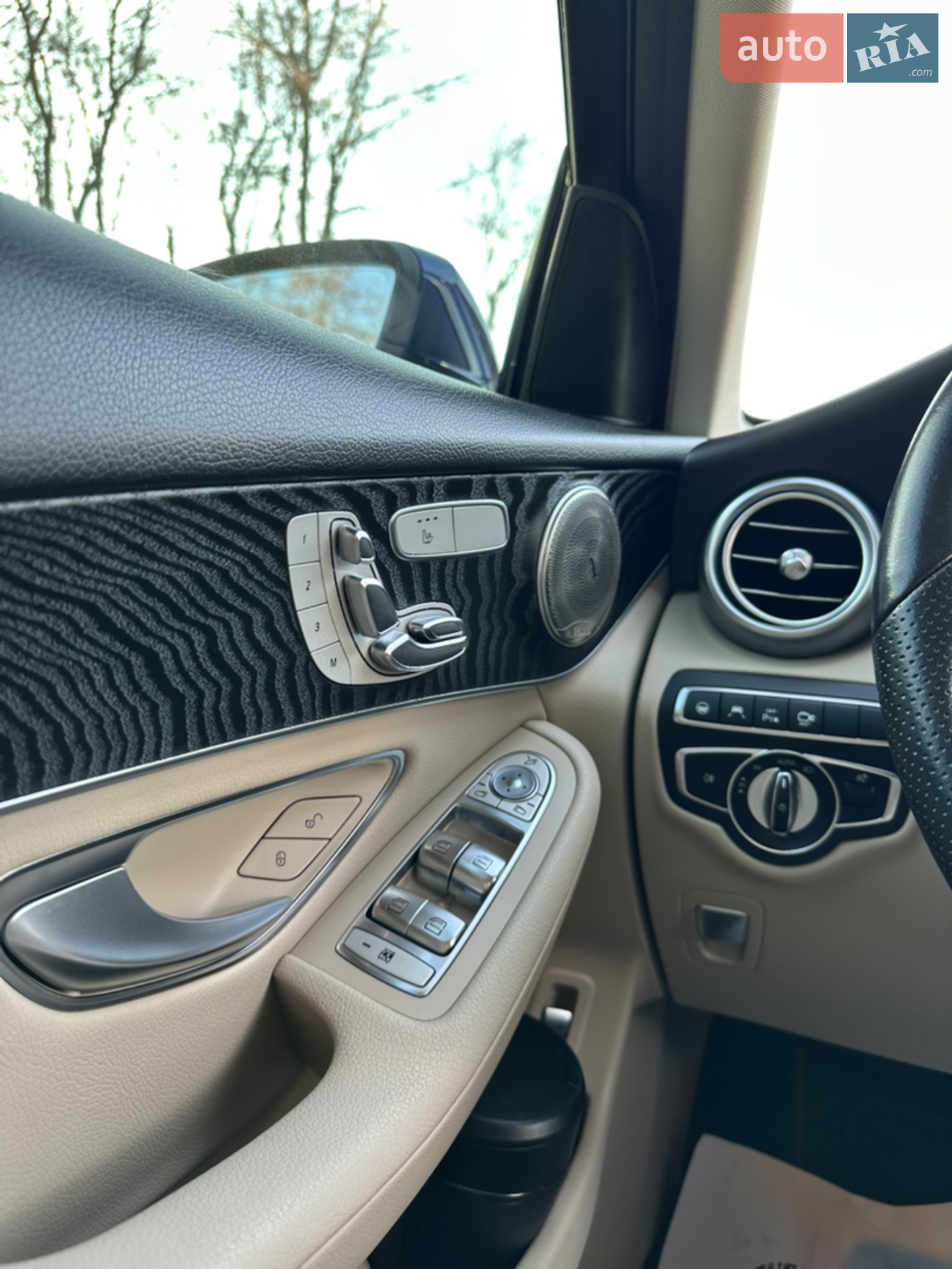 2019 Mercedes-Benz GLC - мініатюра 10