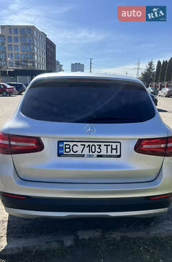 Внедорожник / Кроссовер Mercedes-Benz GLC-Class 2017 в 