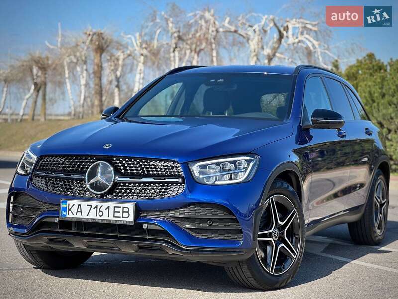 Позашляховик / Кросовер Mercedes-Benz GLC-Class 2021 в 