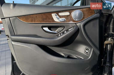 Внедорожник / Кроссовер Mercedes-Benz GLC-Class 2016 в 
