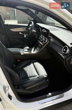 Внедорожник / Кроссовер Mercedes-Benz GLC-Class 2020 в 